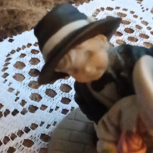 Vintage Kim Anderson Figurine - Picture 3 of 6